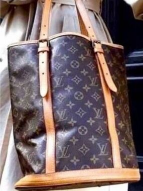 Louis Vuitton Monogram Bucket Bag. Authentic